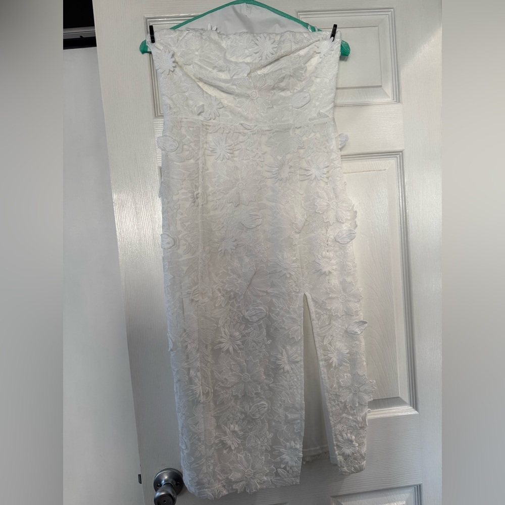 Lulus Floral Embroidered Women’s White Dress